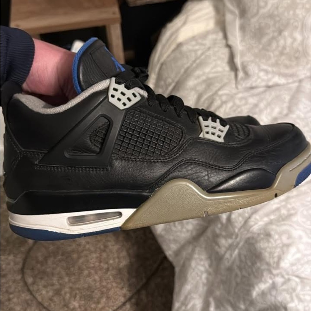 Jordan 4 Retro